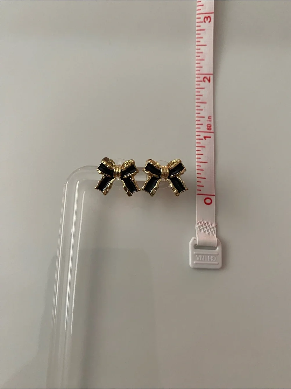 N/A elegant gold